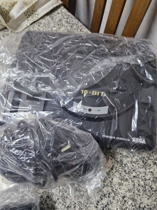 Várias consolas vintage