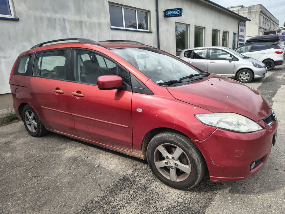 Sprzedam samochód marki Mazda 5 w całości na części