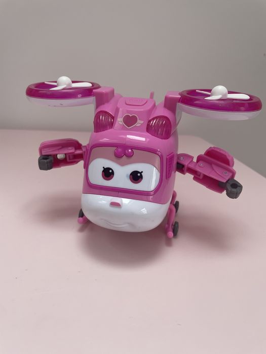 Super Wings Dizzy transformująca