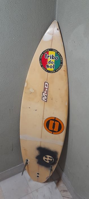 Prancha de surf e capa