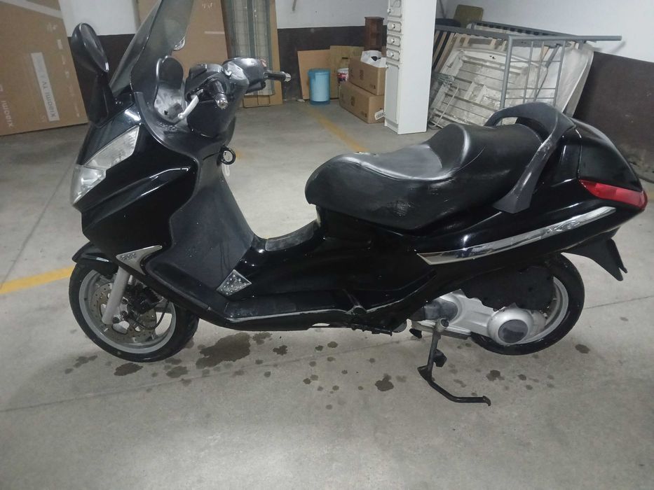 Piaggio X8 Usado