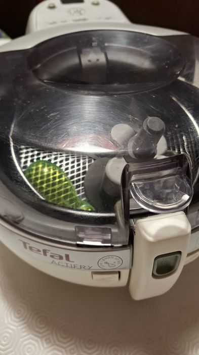 Actifry Tefal com cesto - fritar sem óleo
