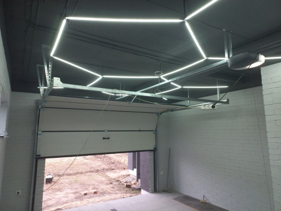 Ворота секційні гаражні