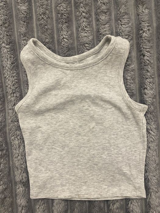 Футболки/топи від Bershka;кофта Levis