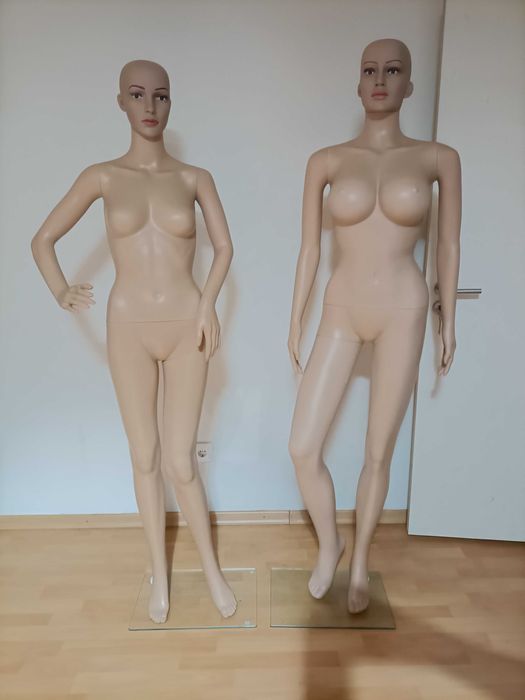 Manequins femeninos como novos