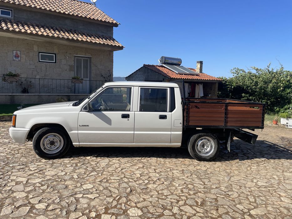 Mitsubishi L200 2.5cc