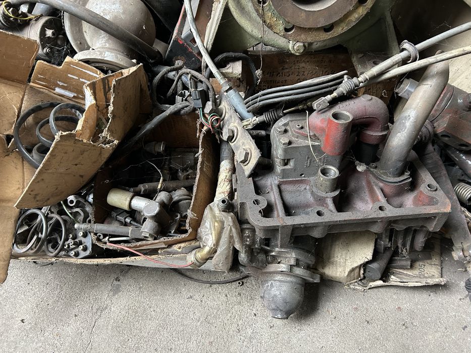 Czesci do ciagnika Massey Ferguson 3680 jak i 3690