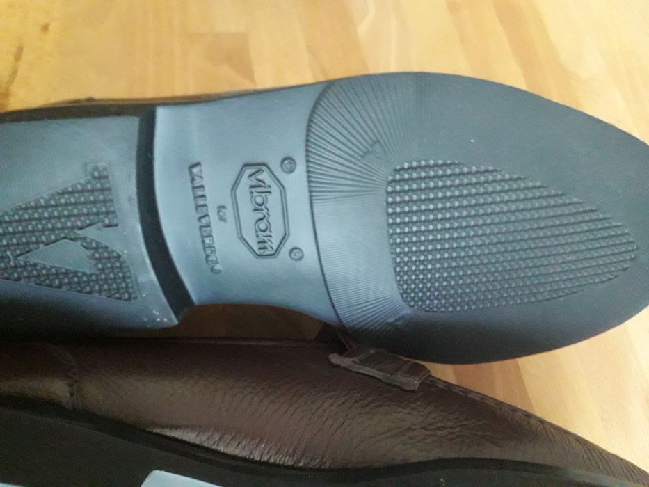 Buty skórzane rozmiar 44 NOWE