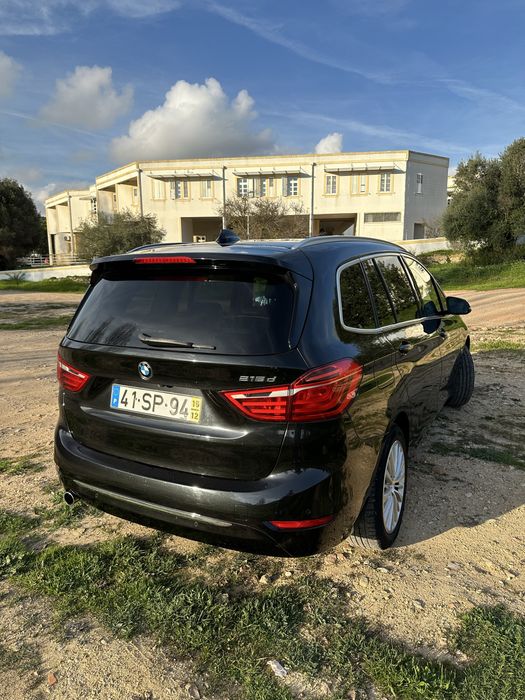 BMW 218d versão Luxury