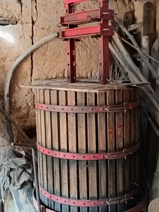 Equipamento para vinho