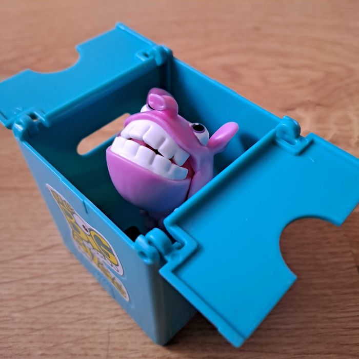 Figurka Gryzący Zwierzak Hasbro FurReal Little Big Bites