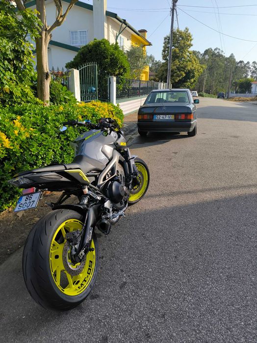 Yamaha Mt09 Fluo Yellow