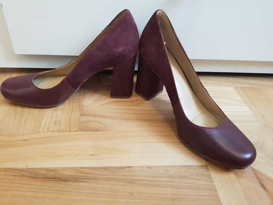 Nowe bordowe buty