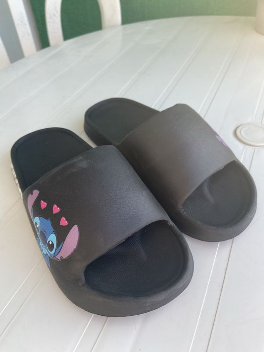Chinelos do stitch