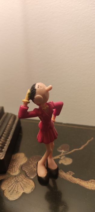 Olívia Palito em PVC