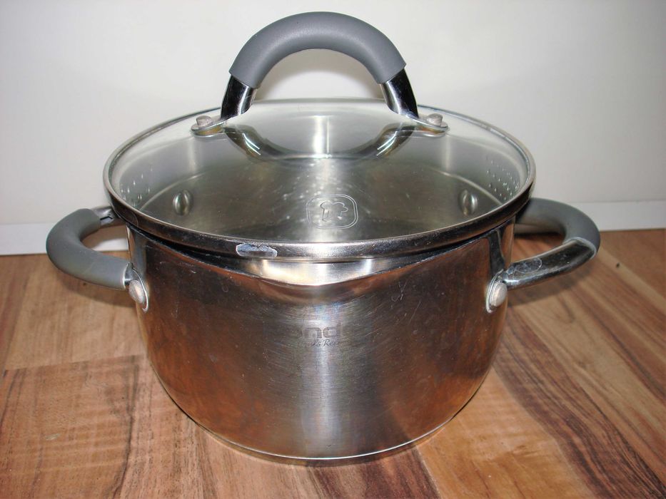 Кастрюля Rondell Flamme 2,3 л б/у