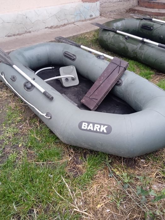 Продам двi лотки BARK 1800грн KOLIBRI 1700грн