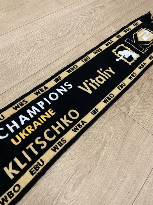 Бокс Кличко Усик шарф роза перчатки Usyk  Klitschko K2 promotion