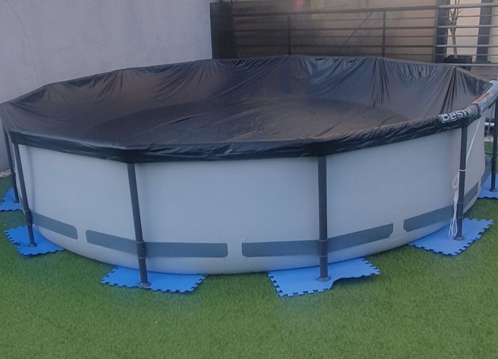 Piscina steel pro max