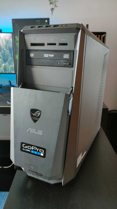 Caixa ASUS ROG CG848064172193717634121