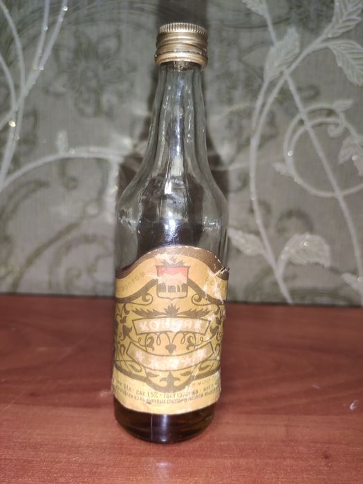 Продам сувенирный предмет СССР