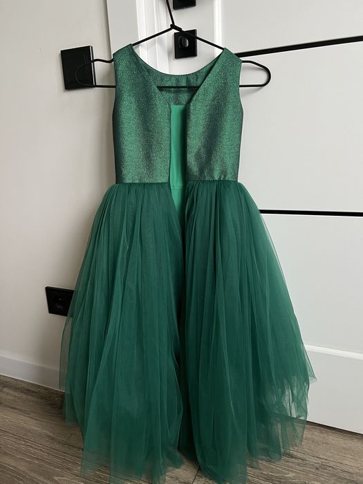 Святкова сукня на дівчинку