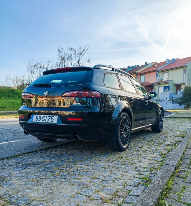 Alfa Romeo 159 Sportswagon 2.4 JTDm 200cv (única a  nível nacional)