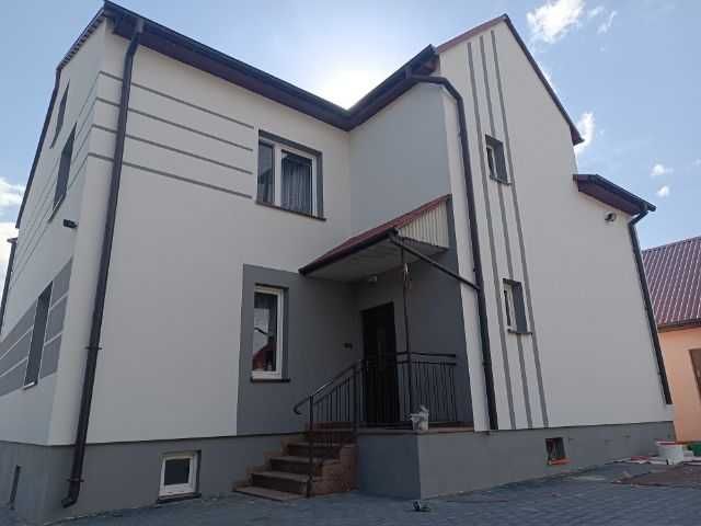 Malowanie elewacji, dachów i docieplenia.