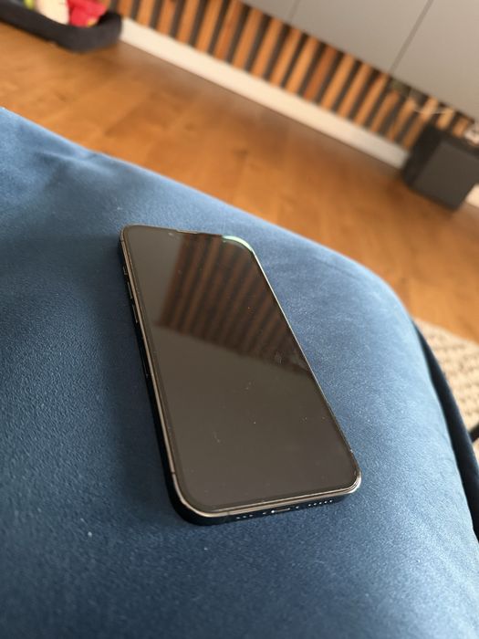Iphone 13 pro jak nowy