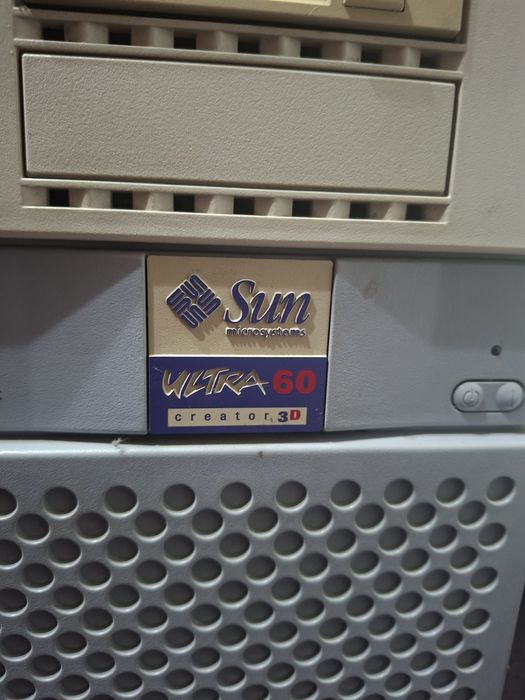Retro zestaw komputerowy Sun Ultra 60 + gratis (informacja na końcu opisu)