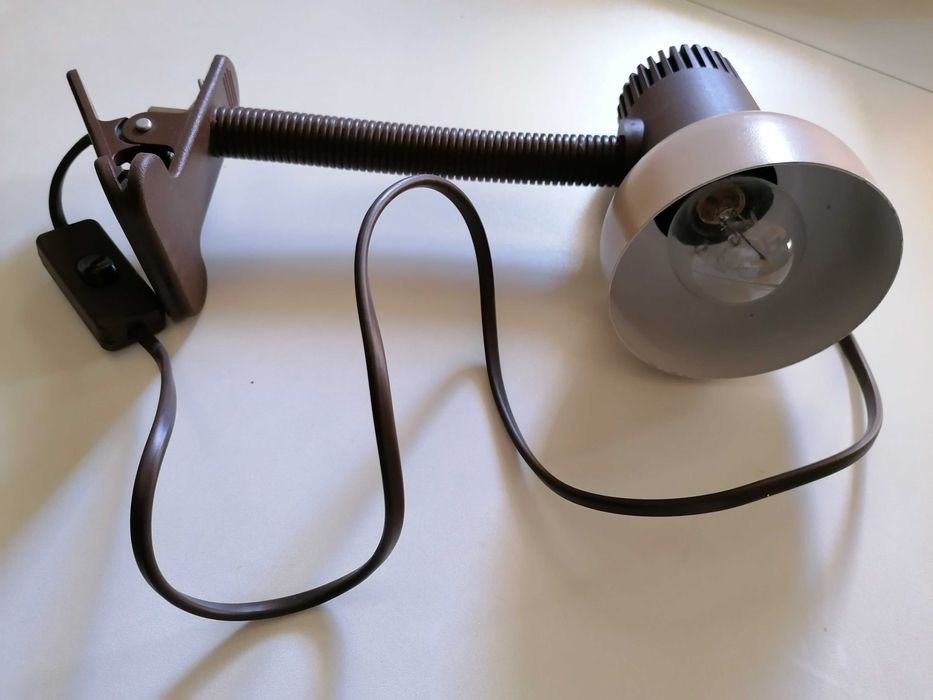 Candeeiro de secretaria portátil com mola, como novo.