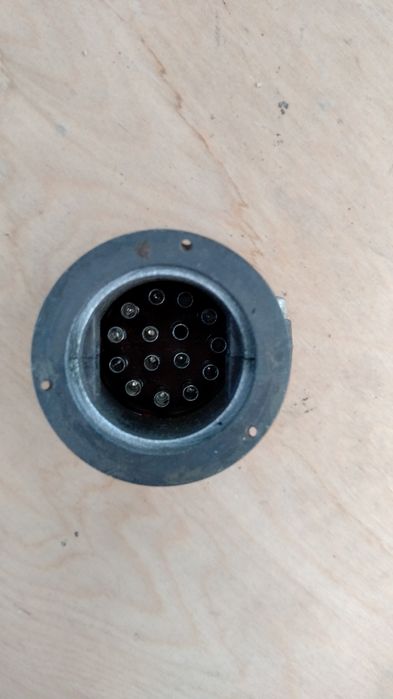 Бензонасос, разъем ВАЗ.