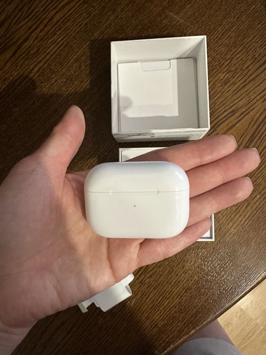AirPods Pro 2 with MagSafe Case (USB‑C) (MTJV3) (2023)