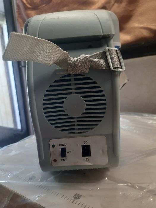 Автомлбільний Холодильник для машини