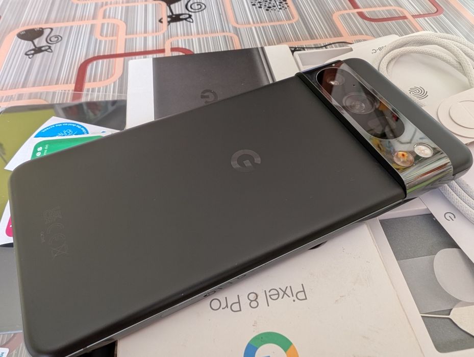 Супер Стан Google Pixel 8 Pro 12-128Gb Obsidian/Neverlock/2-Sim/NFC/326 циклів/Супер Камери/Без Вигорання/Без Дефектів