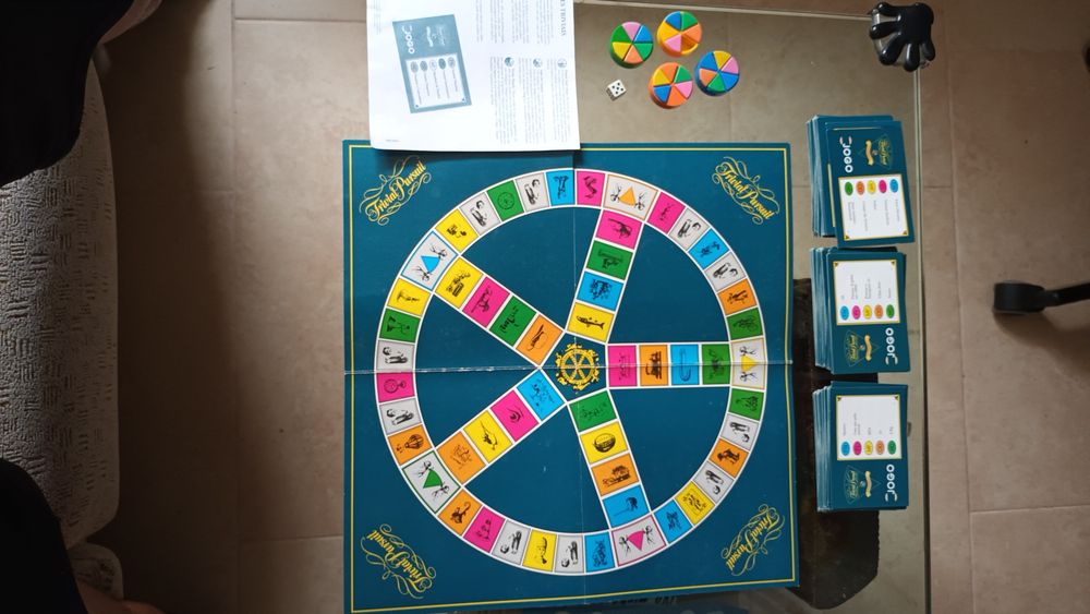 Jogo Trivial Pursuit Desporto- edição O Jogo TMN