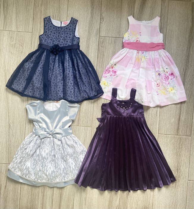 красивое нарядное летнее платье на девочку5-6 лет рост 110-116см