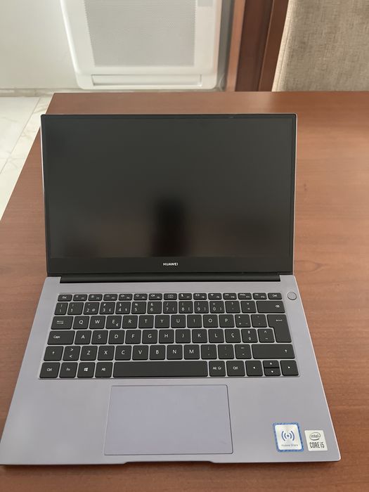 Huawei matebook D14 2020