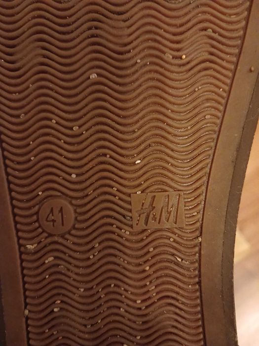 Туфли / кроссовки мужские  H&M