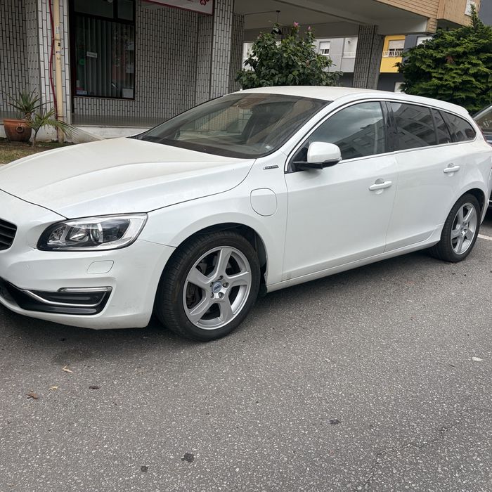 Capo/ parachoque/ optica/ air bag  volvo v60 hibrida plugin