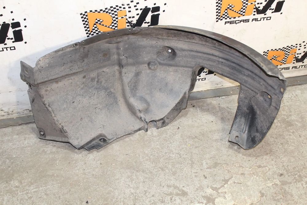 Cava roda frente direita BMW 1 Coupé (E82)