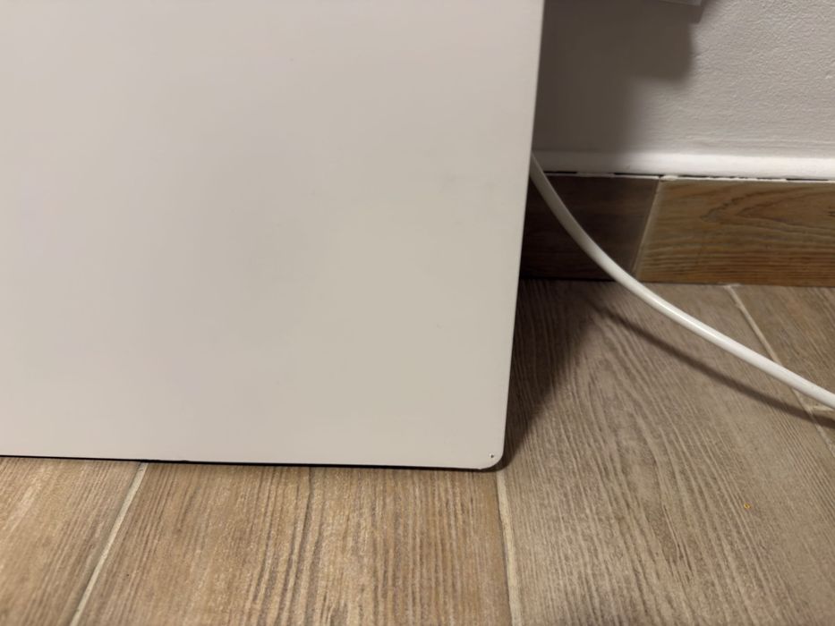 Dwa grzejniki elektryczne ścienne białe 1500W Blyss Saris