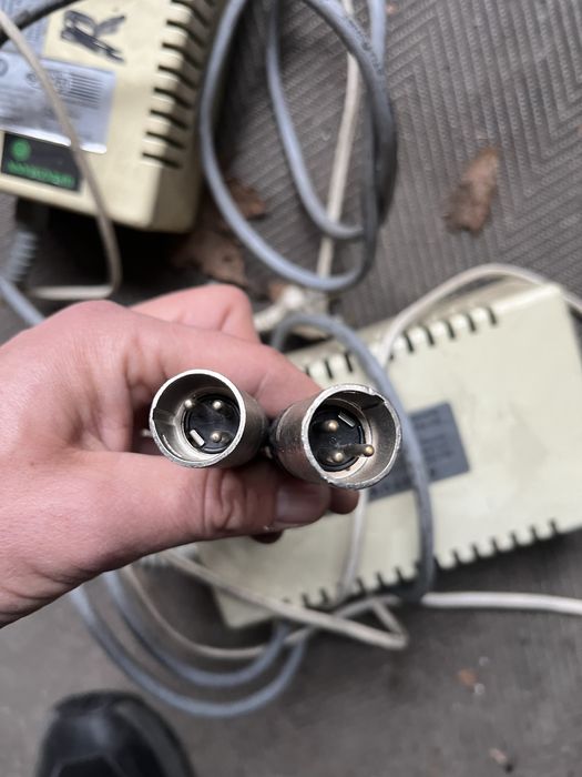 Ladowarka do baterii roweru elektrycznego Hainzmann
