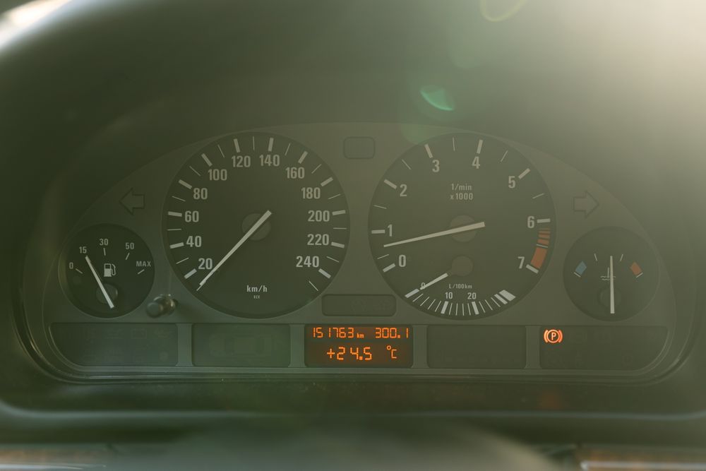 BMW 528 — fotografia 5