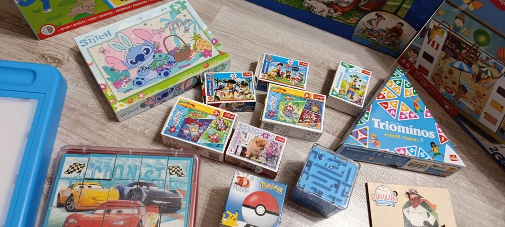 Ogromny zestaw puzzli, gier i układanek.