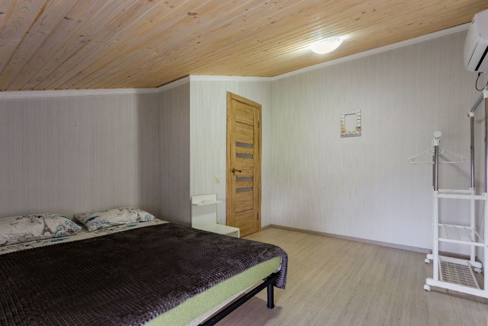 Акція- Апартаменти дворівневі в клубному будинку с садом та мангалом