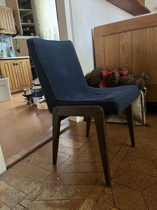 Meble vintage, PRL, krzesła Aga, Chierowski i stół kwadratowy - likwidacja domu