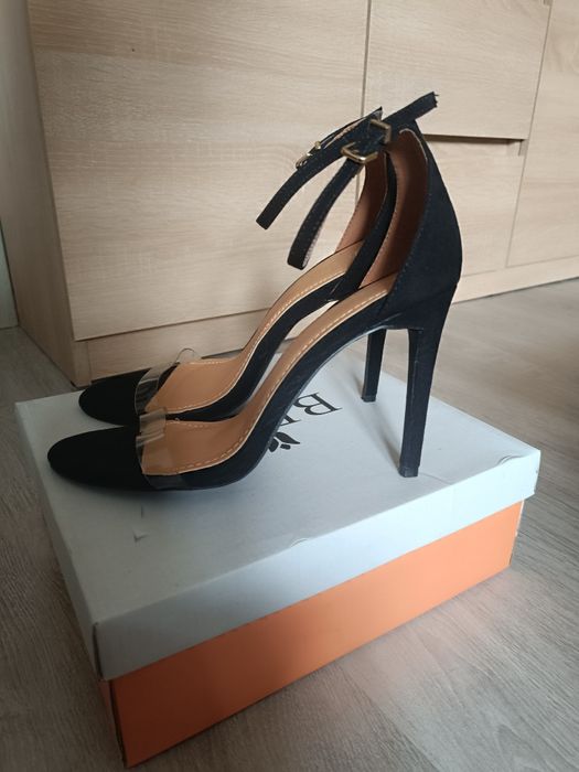 Nowe szpilki BEBO