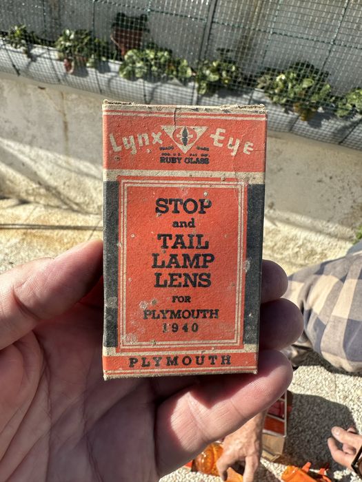 Farolins e Vidros de Carros Antigos