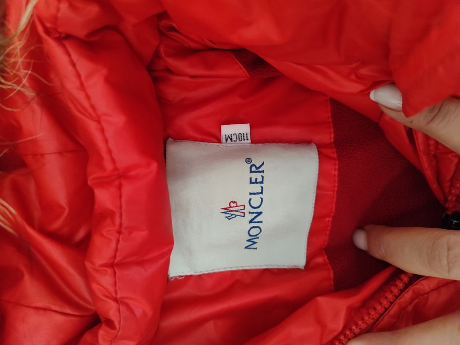 Зимові куртки дівчаткам